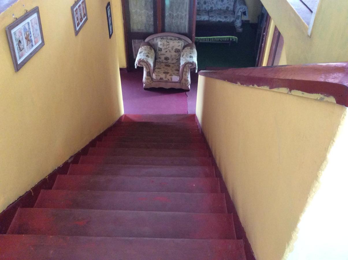 New Rest House Sea View Hotel Negombo Buitenkant foto