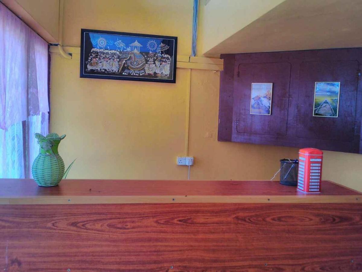 New Rest House Sea View Hotel Negombo Buitenkant foto