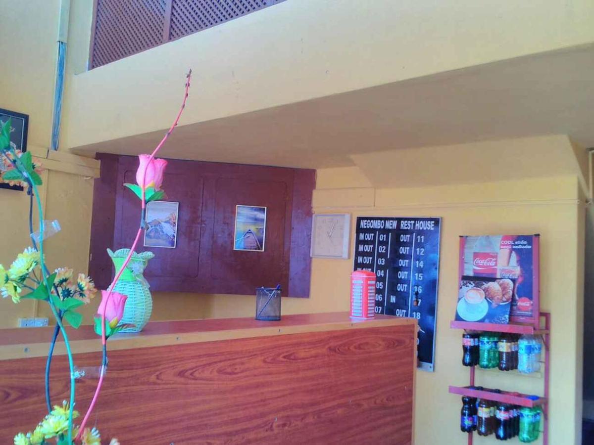 New Rest House Sea View Hotel Negombo Buitenkant foto